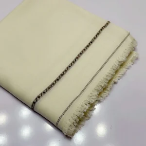 72 number off white wool shawl